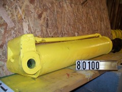 steering ram (2 available)