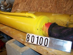 steering ram (2 available