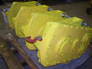 available with spacer plates and small sprockets (2) and with larger gear (2) 